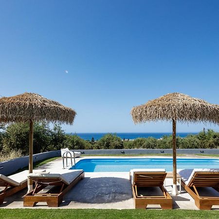 Gramvella Resort Adelianos Kampos Exteriör bild